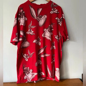 Lot 29 Looney Tunes Bugs Bunny Daffy Duck Wile E. Coyote AOP Red T-Shirt  XXL